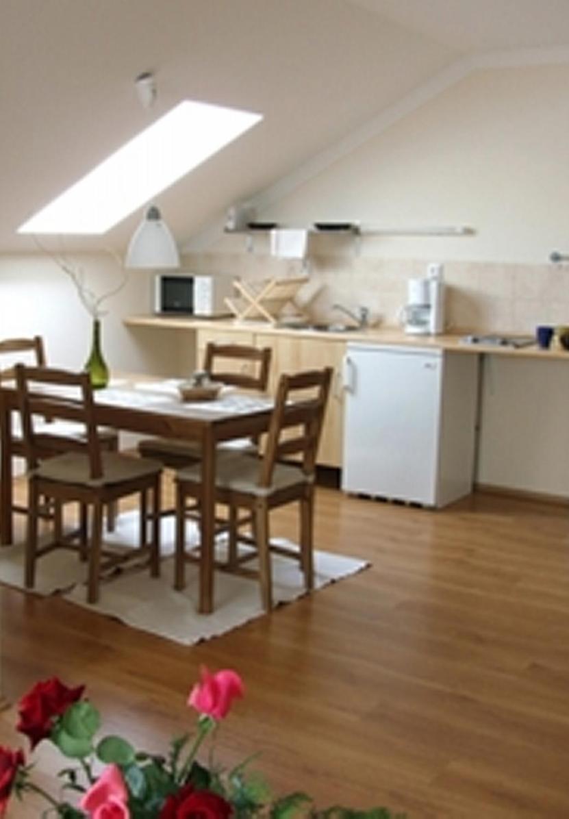 Ilona Apartmanhaz 코마롬 외부 사진